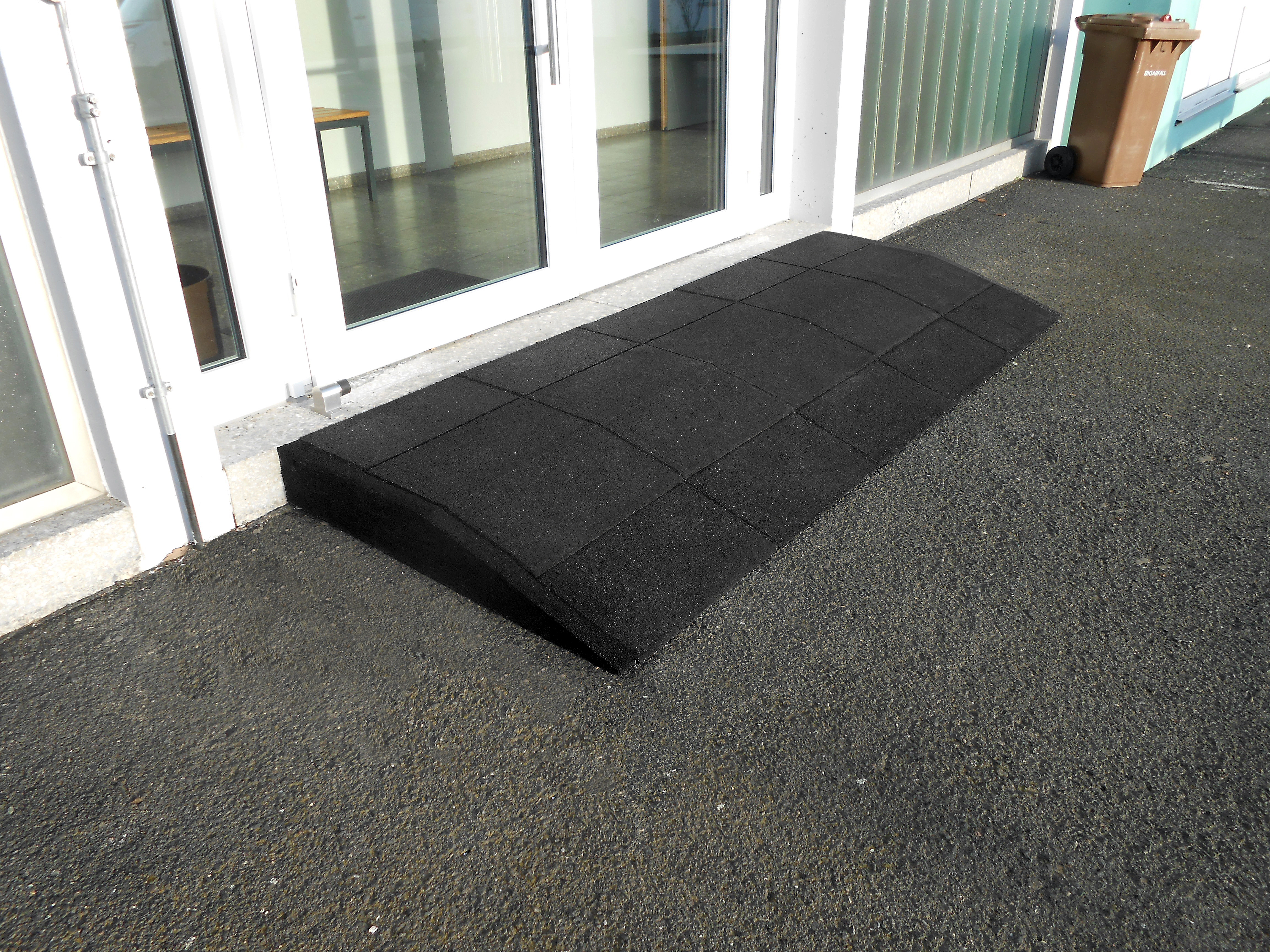 Modulare Rampensysteme RO-FLEX Eingangstuere