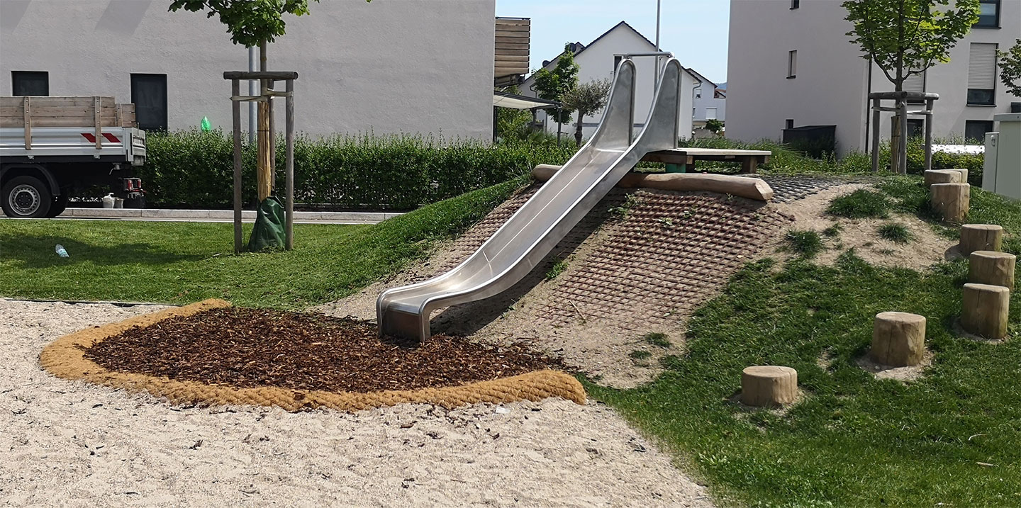 Rasengitterplatte Rutsche