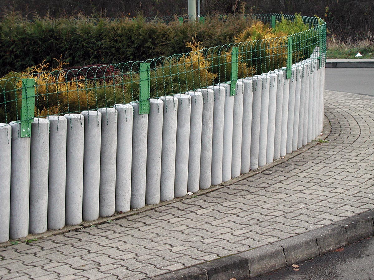 Rundpalisaden  Ø 20 cm aus recyceltem Kunststoff - Hohlprofil.