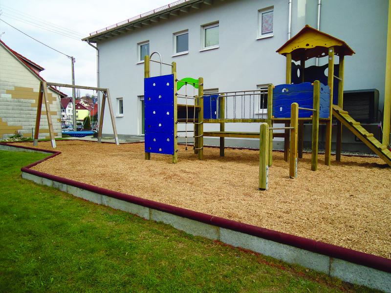 Gummigranulatüberzug für Beton Rabatten Spielplatz Kindergarten