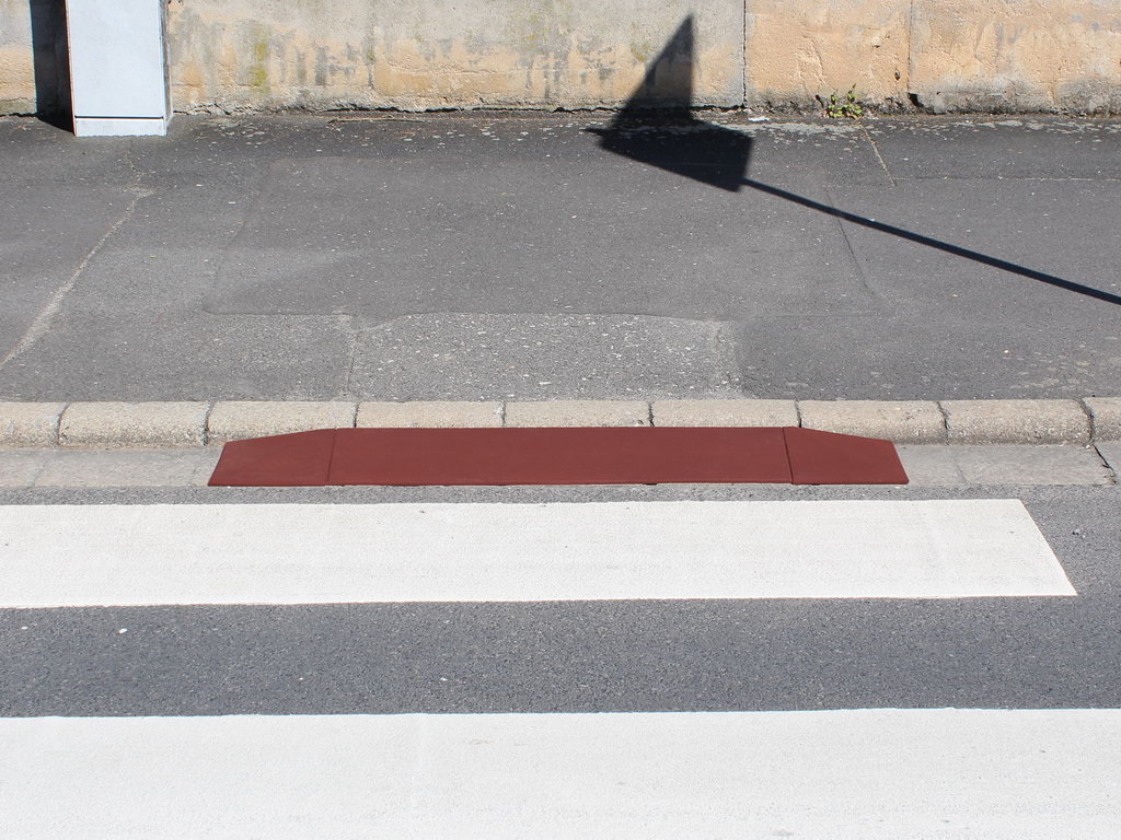 Auffahrrampe Rotbraun